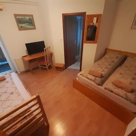 Rooms Barovc By The Lake Jasna クランスカゴーラ エクステリア 写真