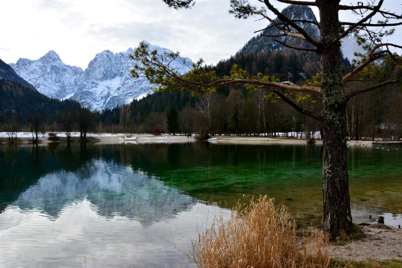Rooms Barovc By The Lake Jasna クランスカゴーラ エクステリア 写真 The lake in winter